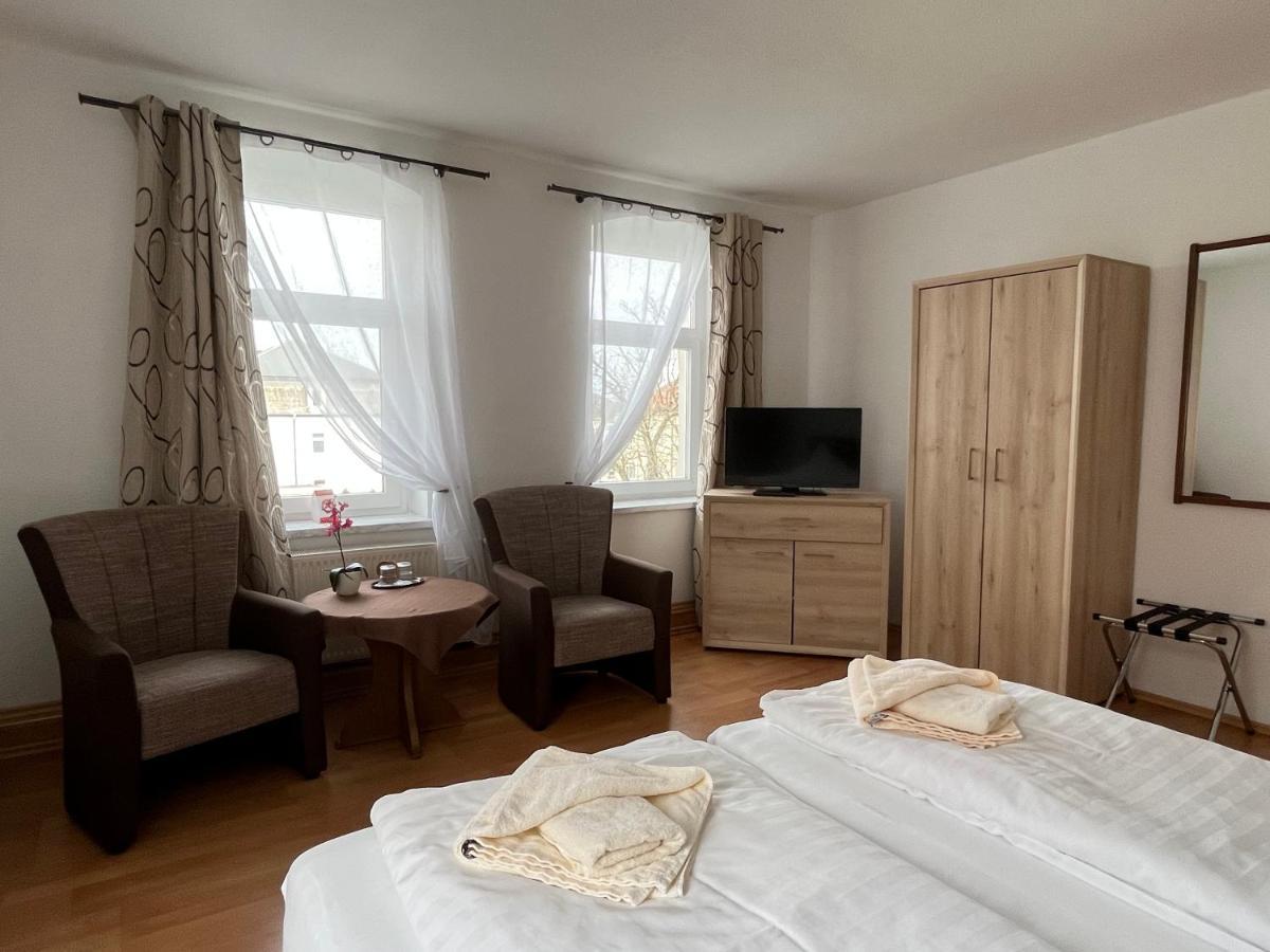 Pension Am Renner Dresde Exterior foto